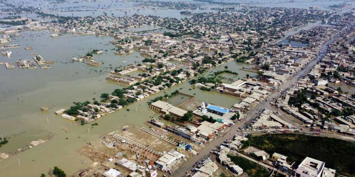 UN issues $160m flash appeal to help Pakistan cope with catastrophic floods