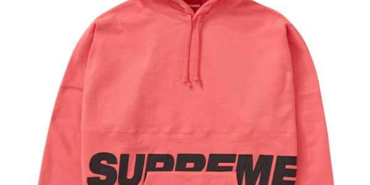 The Iconic Black Supreme Logo: A Timeless Symbol of Streetwear