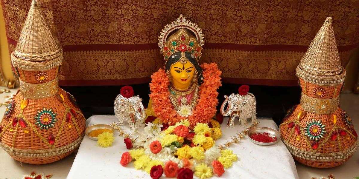 Sri Varalakshmi Vratham is Invoking the Blessings of Goddess Lakshmi